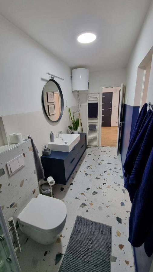 Apartman H8 Bjelovar Eksteriør billede