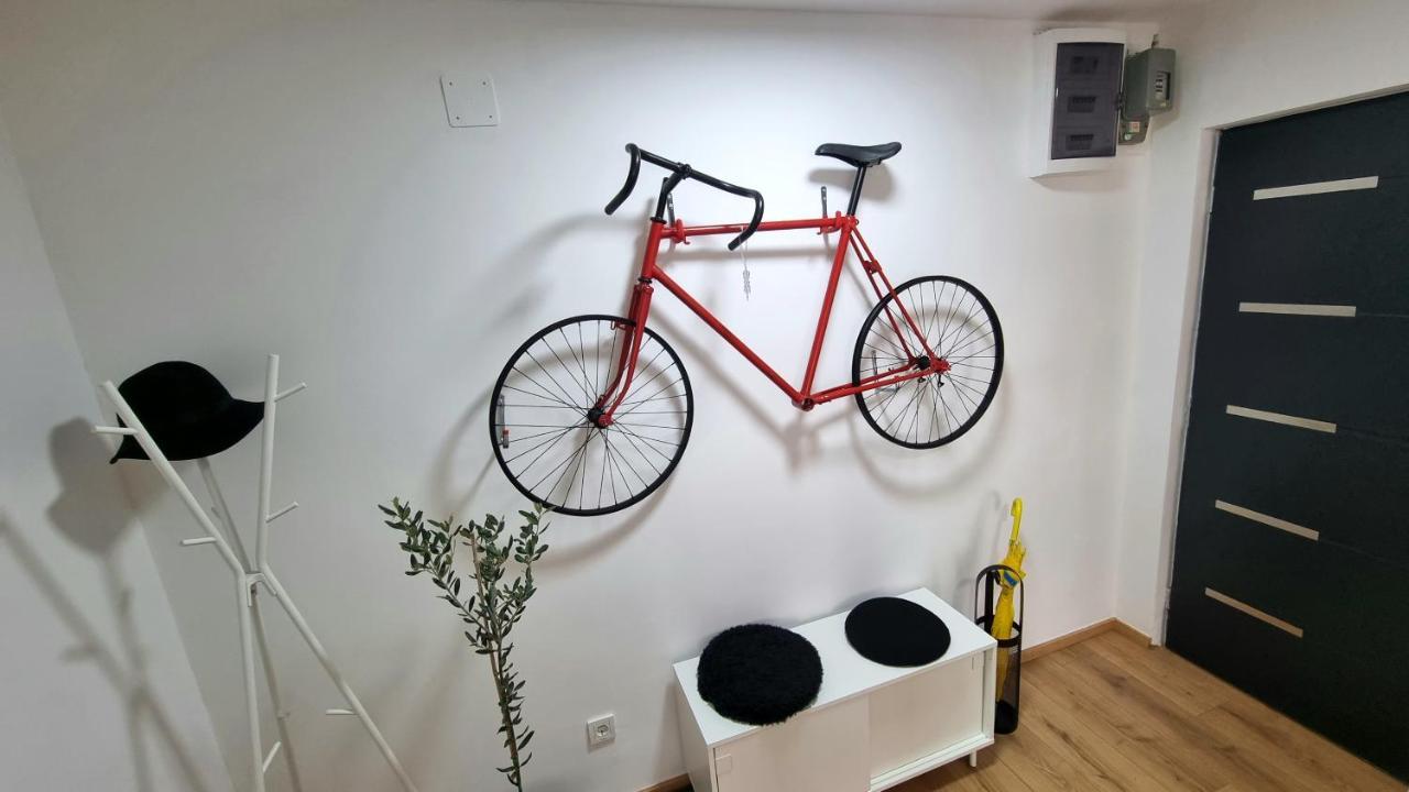 Apartman H8 Bjelovar Eksteriør billede